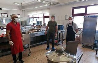 Emet’te toplu yemek veren işletmeler denetlendi