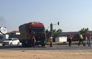 Ereğli’de tır ile kamyon çarpıştı: 2 yaralı