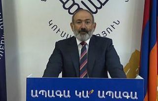 Ermenistan’da, Nikol Paşinyan’dan gece yarısı...