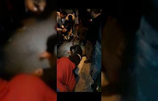 Fatih’te otomobil motosiklete çarptı: 1 ağır...