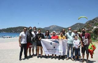 Fethiye’de engelli çocukların yamaç paraşütü...