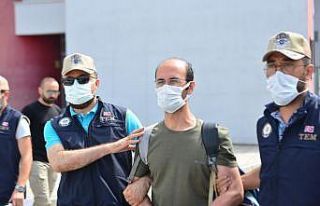FETÖ’den 7.5 yıl hapis cezası alan müdür yardımcısı...