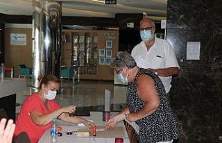 Finlandiyalılar Alanya’da sandık başına gitti