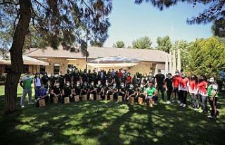 Gençlerden Başkan Fadıloğlu’na teşekkür