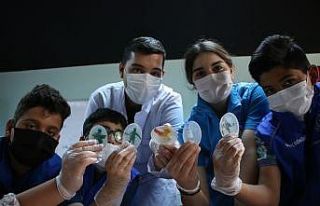 Gençlerin "oyuncaklı sabun" fikri, el...