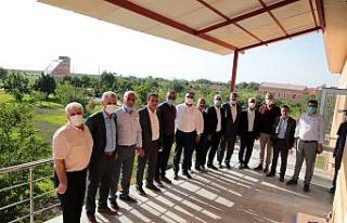 Genel Sekreter Çelikel, belediye meclis üyeleriyle...