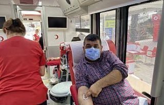 Gönüllü kan bağışında bulundular hayat kurtardılar