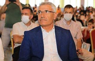 Güder, öğrencilerin heyecanına ortak oldu