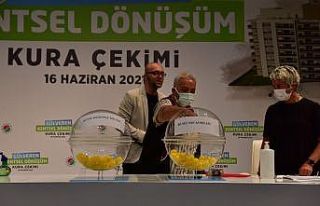 Gülveren’de hak sahipleri evlerine kavuştu