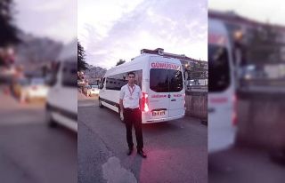 Gümüşhane’de 28 yaşındaki genç eli bıçaklı...