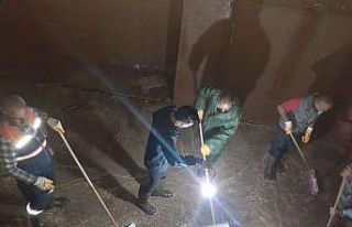 Hakkari’de su depoları temizlendi
