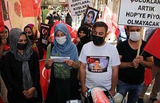 Hakkarili anne: “Buldan’ın çocukları villalarda...