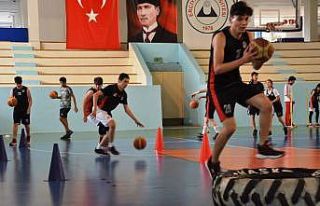 Hasketbol Gençlik ve spor Kulübü’nde antrenmanlar...