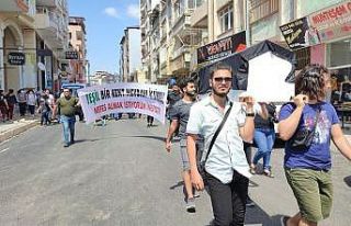 Hatay’da betonlaşmaya tabutlu eylem