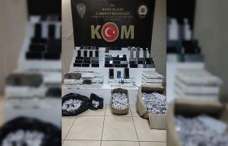 Hatay’da kaçak cep telefonu operasyonu