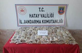 Hatay’da şüpheli paketten uyuşturucu çıktı