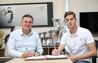 Hatayspor’a 18 yaşında forvet