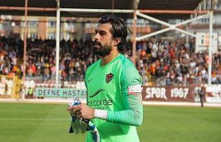 Hatayspor’da 3 futbolcu ile yollar ayrıldı