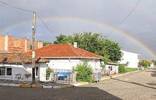 Hayrabolu’da yağmur sonrası çıkan gökkuşağı...