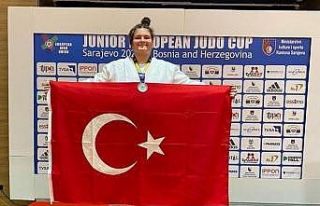 Hilal Öztürk, Avrupa ikincisi oldu