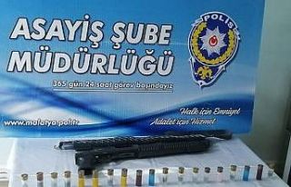 Hırsız şüphelisi polis kontrol noktasında yakalandı