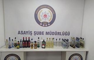 Hırsızlar 44 adet çalıntı alkollü içecekle...