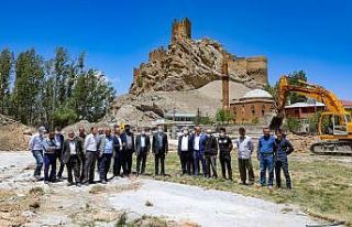Hoşab Kalesi’ni ihtişamına kavuşturacak projenin...