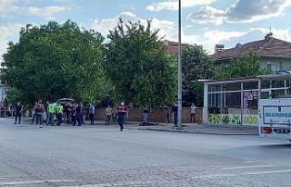 Husumetlisine ateş ettikten sonra intihar etti