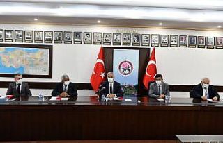 Isparta’da hayırsever iş insanından eğitime...