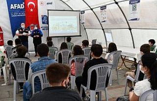 Isparta’da yüz yüze eğitimin ilk dersi “Afet...