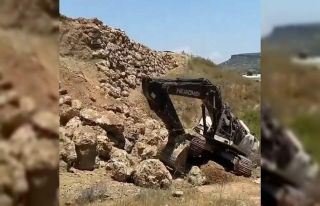 İstinat duvarı yapımında toprak kaydı: 2 yaralı