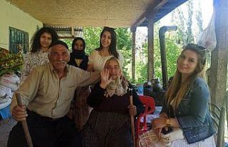 "İyilik kazanacak" diyerek köy köy geziyorlar