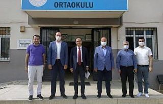 İzmir’de 52 bin 577 öğrenci sınav heyecanı...