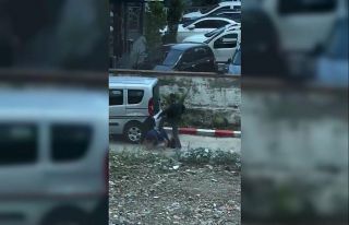 İzmir’de icra avukatına darp ve silahla tehdit...