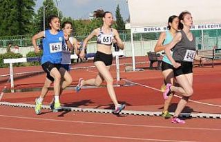 İzmitli atletler Bursa’da tecrübe kazandı