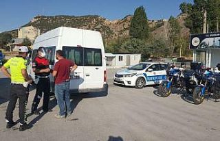Jandarma ve Emniyetten ortak trafik denetimi