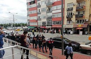 Jandarmadan uyuşturucu tacirlerine operasyon: 4 gözaltı