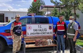Kafes avcıları jandarmaya takıldı
