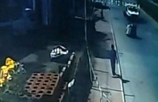 Kağıt toplayıcısı çocuğa kamyonet böyle çarptı