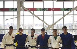 Kağıtsporlu judocular Avrupa arenasında