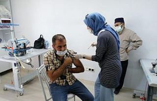 Kahta OSB’de mobil aşı uygulaması başladı