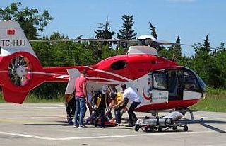 Kalp krizi geçiren 48 yaşındaki şahıs ambulans...