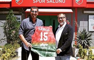 Karşıyaka’dan Ufuk Sarıca ve Nadir Vekiloğlu’na...