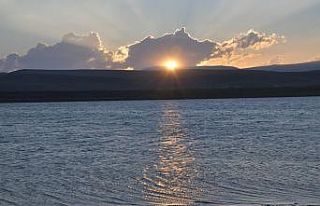 Kars’ta gün batımında kartpostallık görüntüler