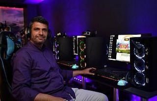 Kartepe gençliğini e-sporla buluşuyor