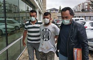 Kavgada tüfekle rastgele ateş açınca kazara 3...