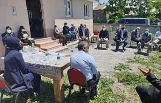 Kaymakam Çakas, köylülerle bir araya geldi