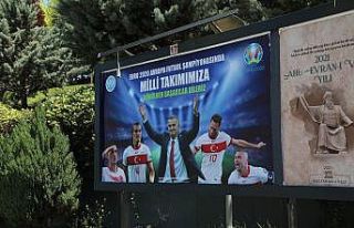 Kayseri Üniversitesi’nden Milli Takımımıza Billboardla...