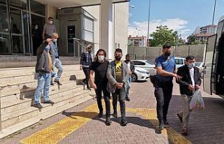 Kayseri’de 30 adrese eş zamanlı operasyon