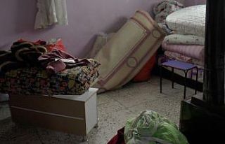 Kayseri’de etkili olan yağmur sonrası evleri su...